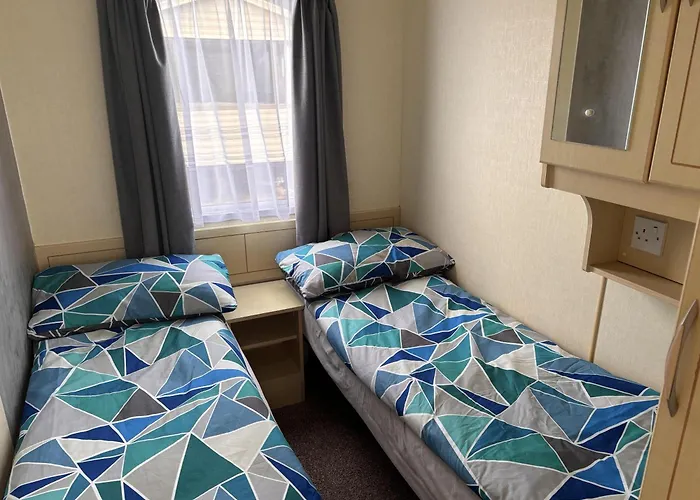 Lovely 2 Bedroom Static Caravan Brean Somerset