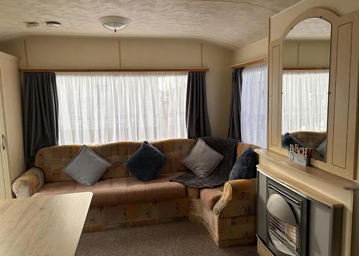 Lovely 2 Bedroom Static Caravan Brean Somerset