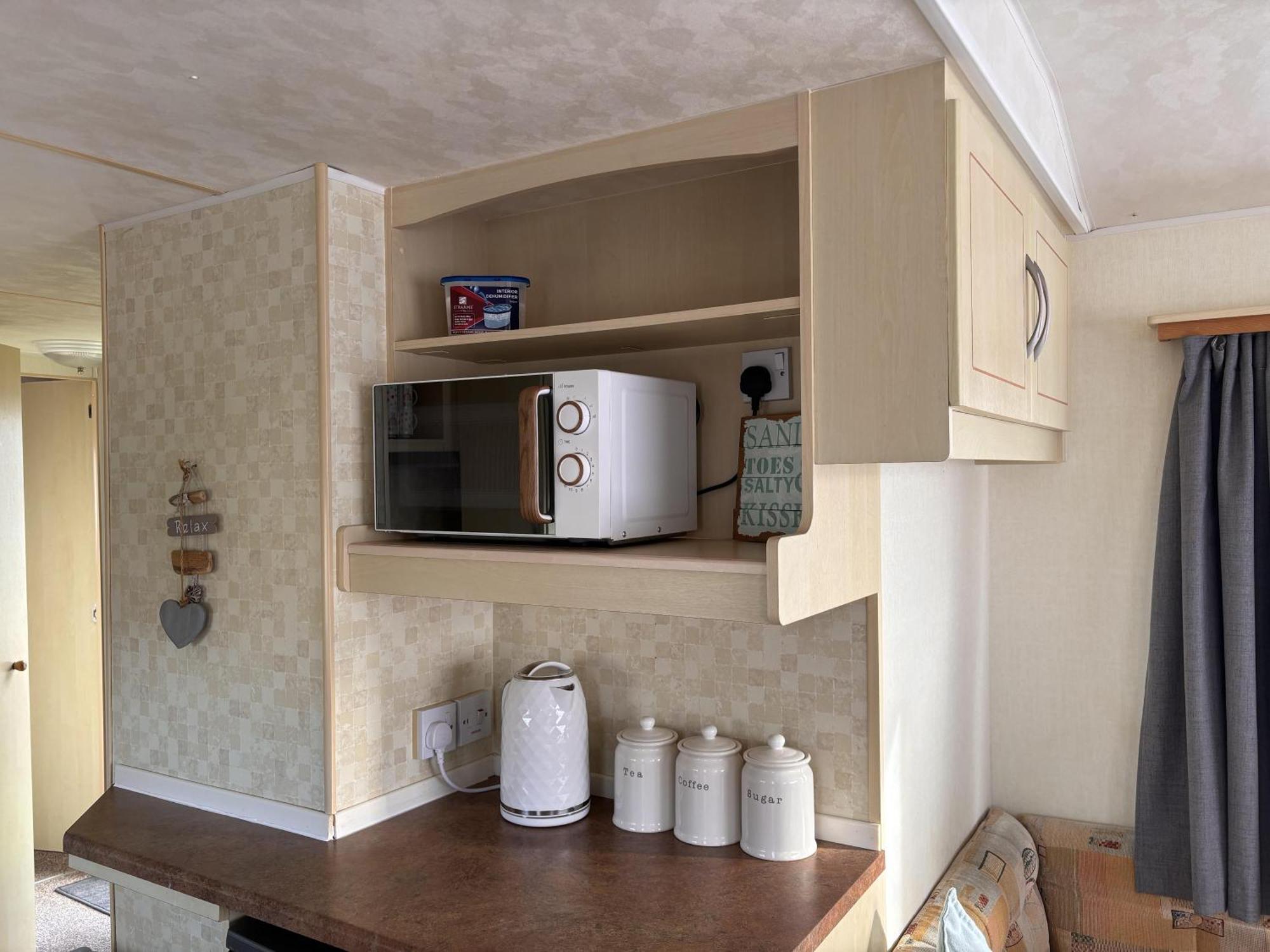 Lovely 2 Bedroom Static Caravan Brean Somerset *